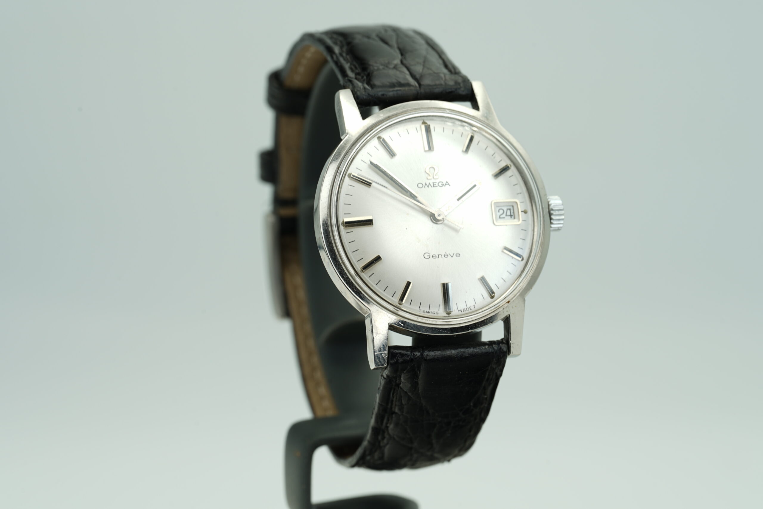Omega Geneve ref. 136.070 - Image 7